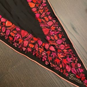 Gucci Silk Floral Print Women’s Scarf